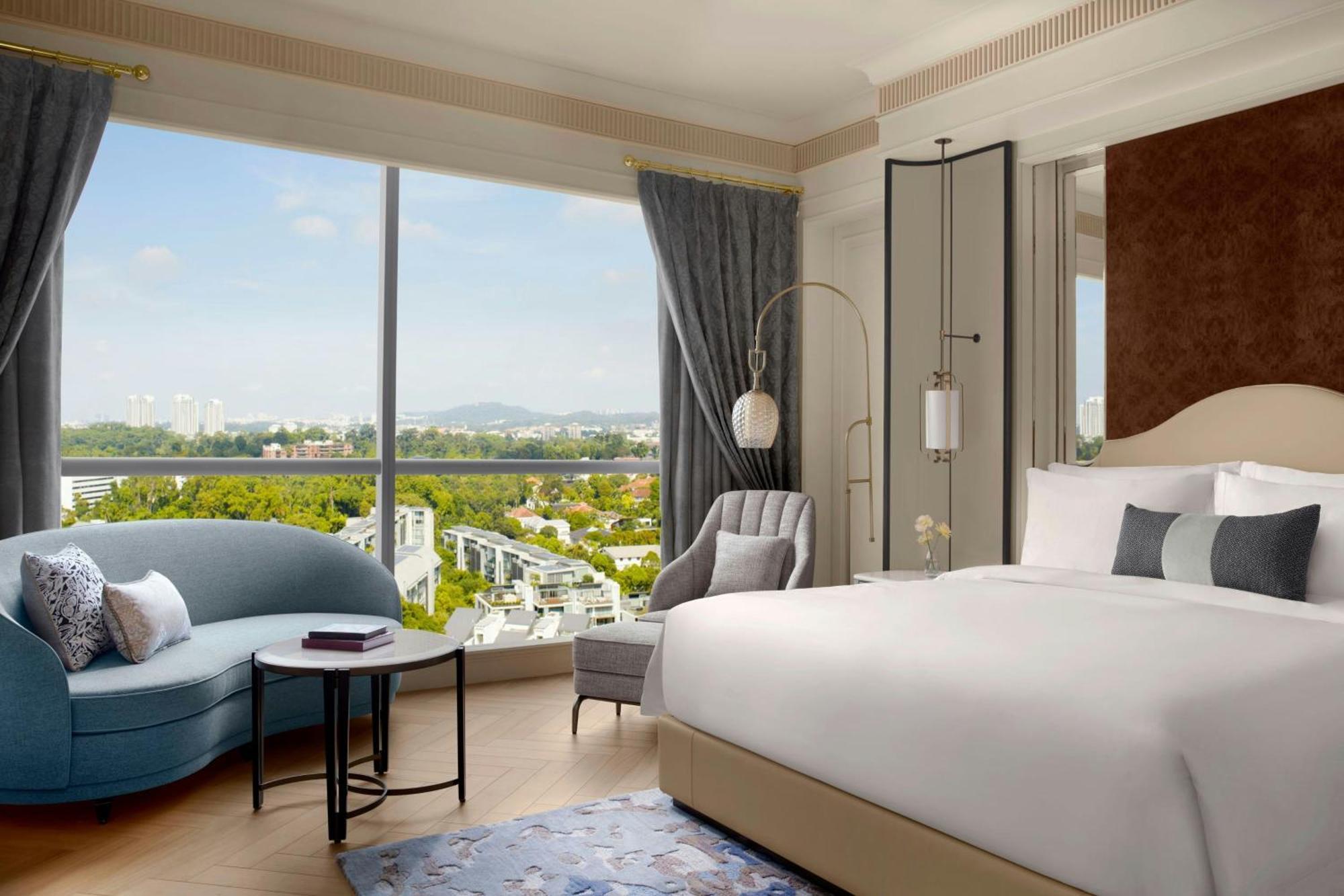 The St. Regis 5*